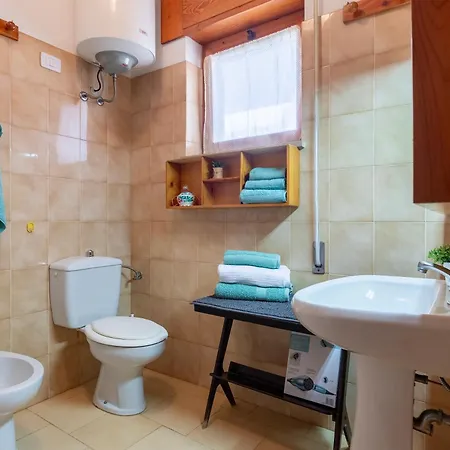 A Due Passi Dal Mare Holiday home *